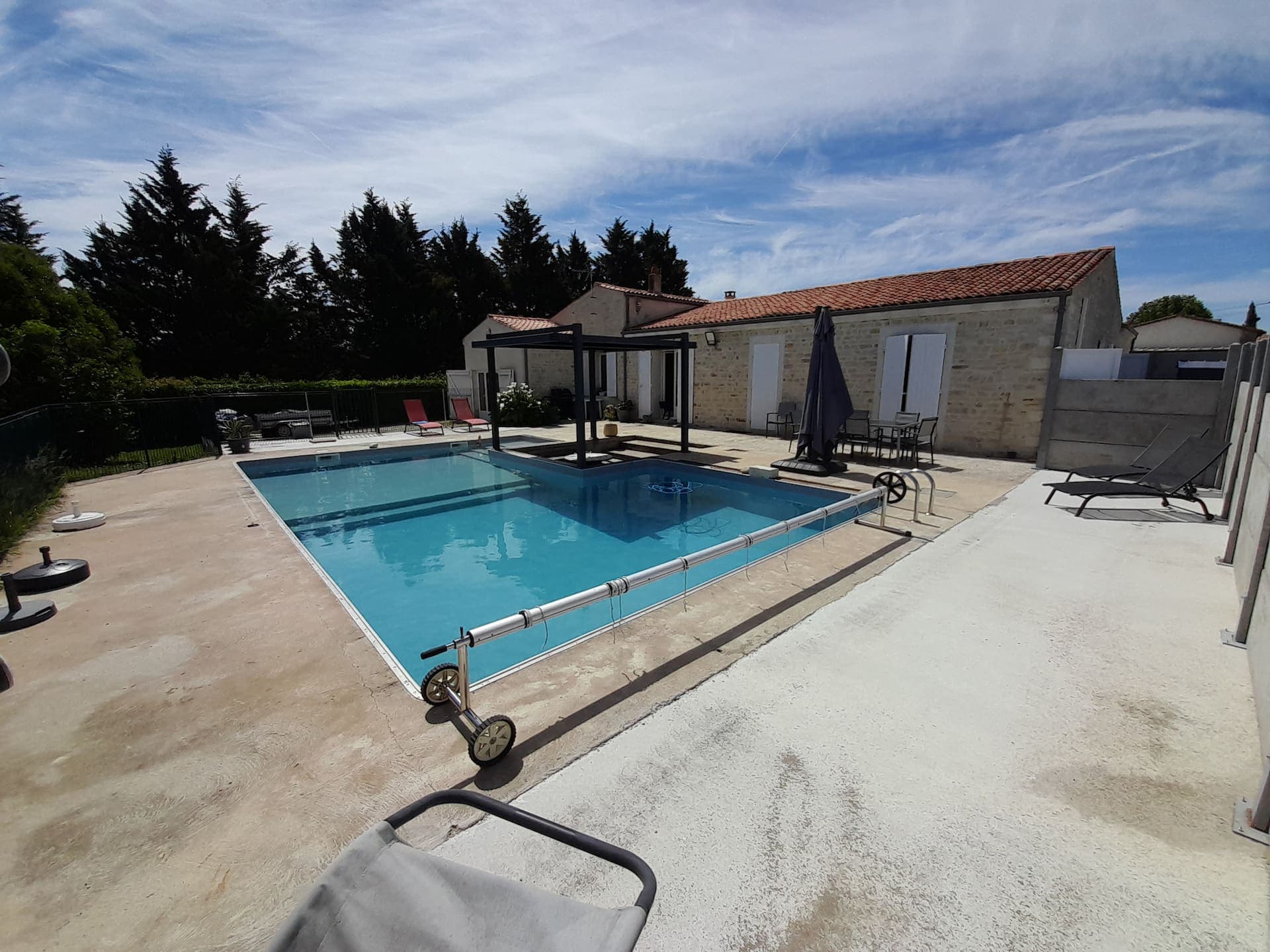 La piscine des Gîtes de la Boutonne